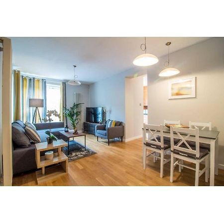 Central And Stylish One Bedroom Apartment Edinburgh Ngoại thất bức ảnh