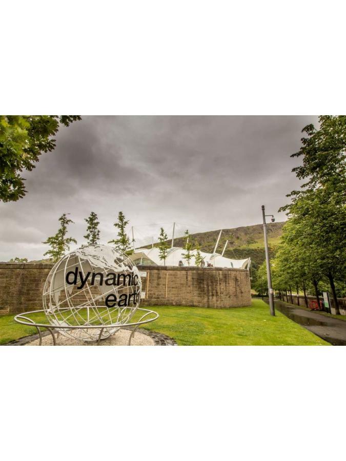 Central And Stylish One Bedroom Apartment Edinburgh Ngoại thất bức ảnh