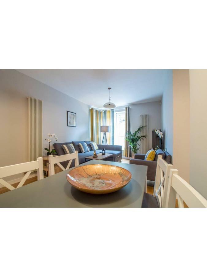 Central And Stylish One Bedroom Apartment Edinburgh Ngoại thất bức ảnh