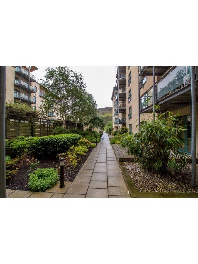 Central And Stylish One Bedroom Apartment Edinburgh Ngoại thất bức ảnh